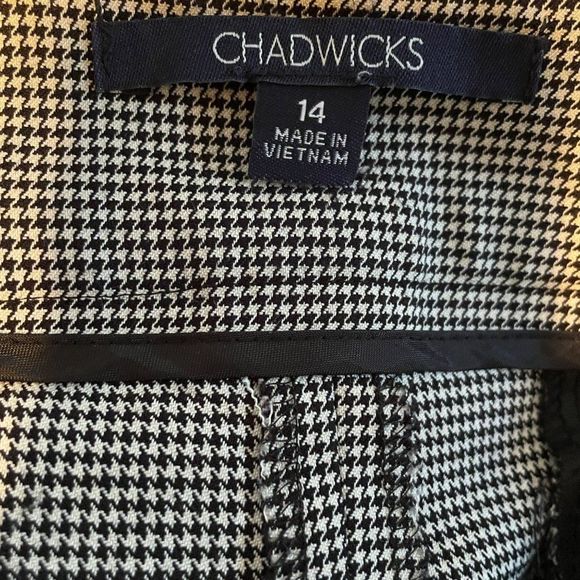 Chadwick’s size 14 pants flare legs with cuff black & white small Houndstooth - Picture 12 of 14